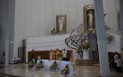 Abp Jędraszewski: Miłosierna miłość Boga zwycięża świat!